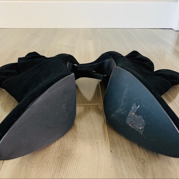 Nine West Black Tulip Ankle Boots, size 7 - Picture 6 of 7